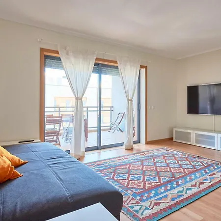 Algarve Oceanfront Luxury Apartment W Pool